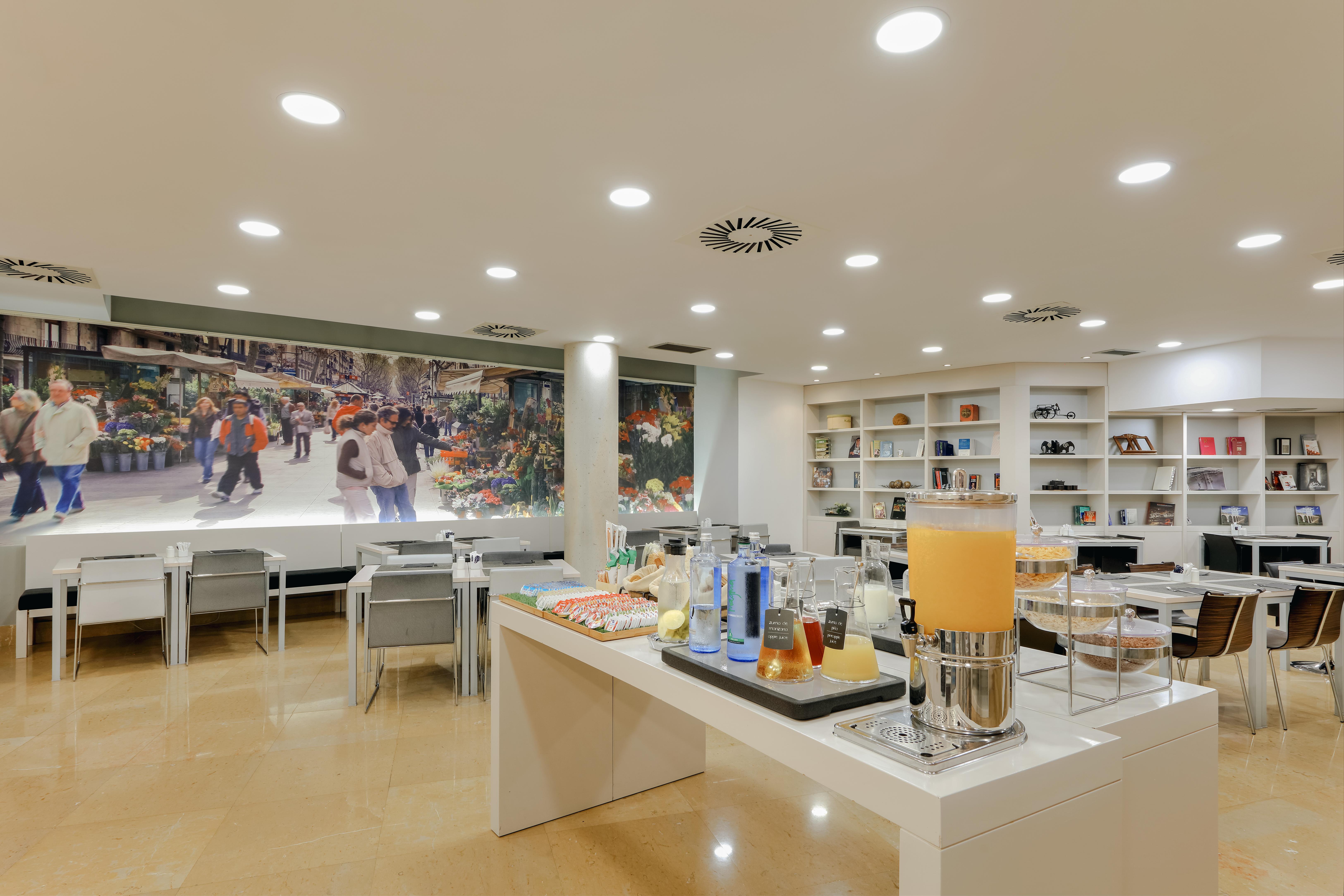 Catalonia La Boqueria Hotel 4*